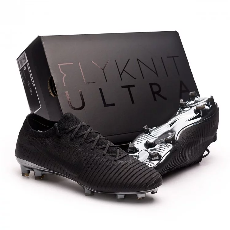 post card flyknit ultra.webp